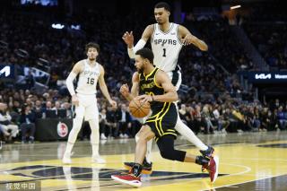 应对中场的 应对中场的