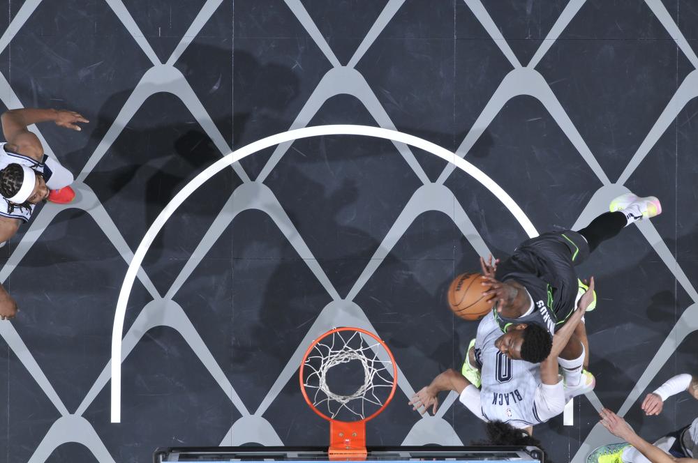 备受瞩目 备受瞩目