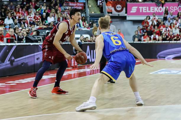 山东对阵四 山东对阵四